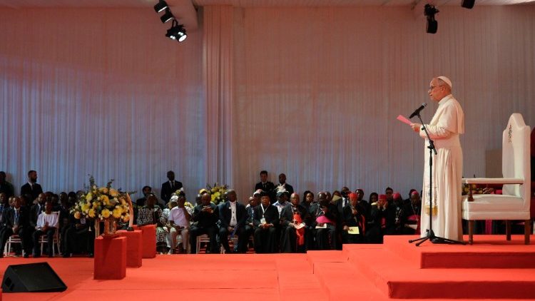 The Pope delivers his address in the large stadium of Bata