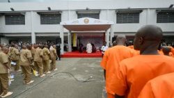 2026.04.22 Visita alla Prigione di Bata - Viaggio Apostolico in Guinea Equatoriale