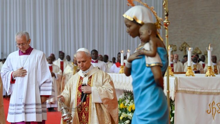 O Papa durante a missa em Malabo