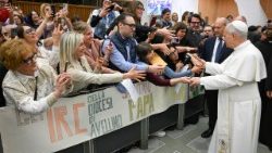 папата с участниците в срещата с италианските преподаватели по католическа религия, 25.04.2025