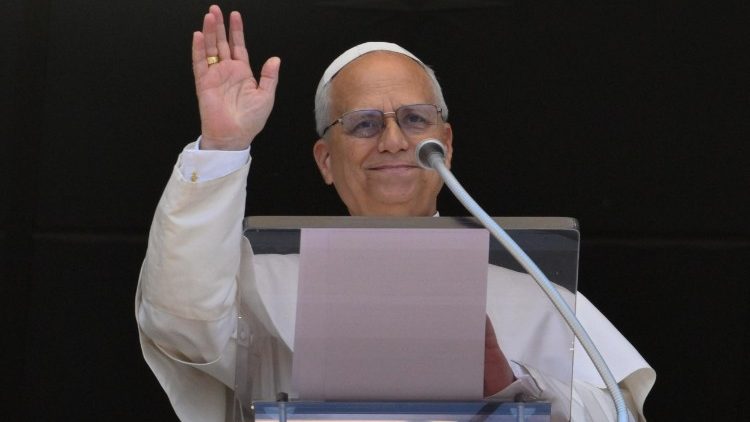 Lev XIV. při modlitbě Regina Coeli 26. dubna 2026