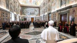 Papa Leone nell'udienza ai membri della Papal Foundation