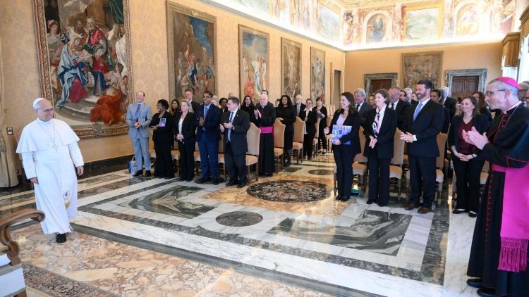 Papież podkreślił, że wspomaganie ubogich jest nieodłączną częścią głoszenia Ewangelii