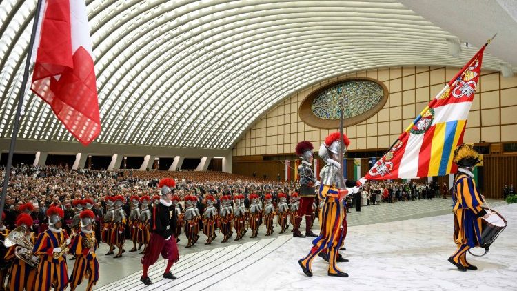 Popiežiškosios šveicarų gvardijos narių priesaikos ceremonija Vatikane 