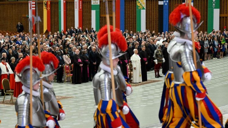Popiežiškosios šveicarų gvardijos narių priesaikos ceremonija Vatikane 