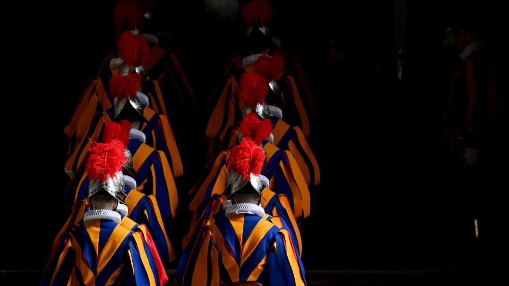 Sfânta Liturghie prezidată de cardinalul Pietro Parolin cu ocazia jurământului solemn al celor 28 de noi gărzi din Garda Elvețiană Pontificală