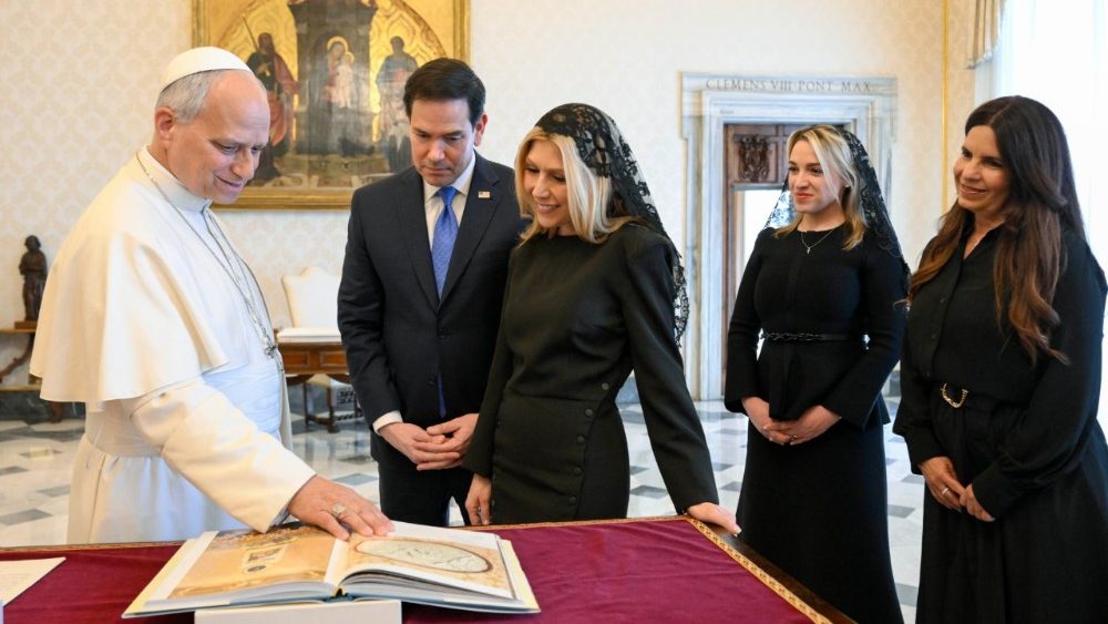 La Leon al XIV-lea, secretarul de stat american Marco Rubio