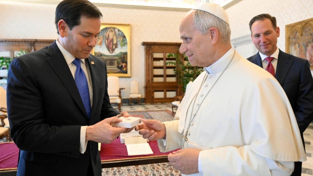 La Leon al XIV-lea, secretarul de stat american Marco Rubio