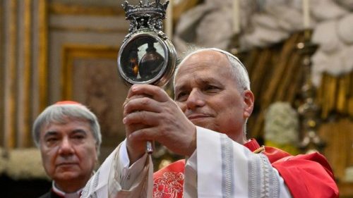 Papst Leo XIV. ruft in Neapel zu „Kultur der F&uuml;rsorge“ auf