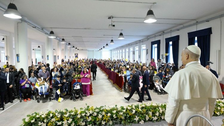 Pope Leo XIV meets with charitable workers of the Shrine of Pompeii