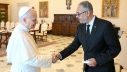 Papież i premier Haiti