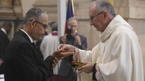 Le cardinal Parolin c&eacute;l&egrave;bre une messe pour la paix &agrave; Ha&iuml;ti