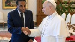 البابا يستقبل رئيس وزراء جمهورية السودان 