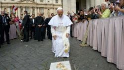 Pope Leo stops at the site of the assassination attempt on Pope John Paul II in 1981