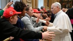 Pope Leo XIV greets young Catholics from the Archdiocese of Genoa