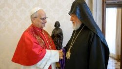 Hans helighet Aram I, katolikos för den armeniska apostoliska kyrkan, besökte påve Leo XIV i Vatikanen på måndagen. 