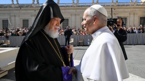 Leone XIV al catholicos Aram I: “Preghiamo per la pace in Libano e in Medio Oriente”