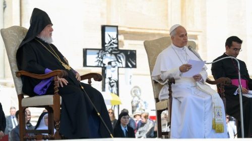 Katech&eacute;za p&aacute;peža: Liturgia je prameňom, z ktor&eacute;ho vyviera sila 