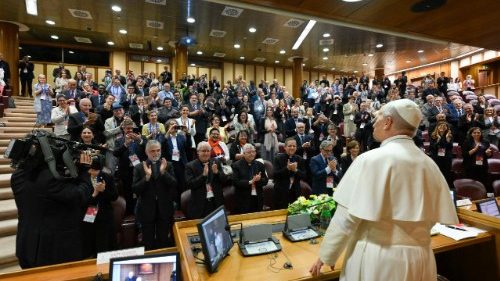 Leone XIV: nel governo della Chiesa custodire l'ascolto e il bene della comunione