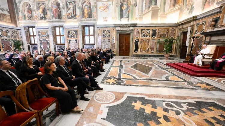 M&oacute;wiąc o źr&oacute;dłach odnowy społecznej, Leon XIV wskazał na rodzinę