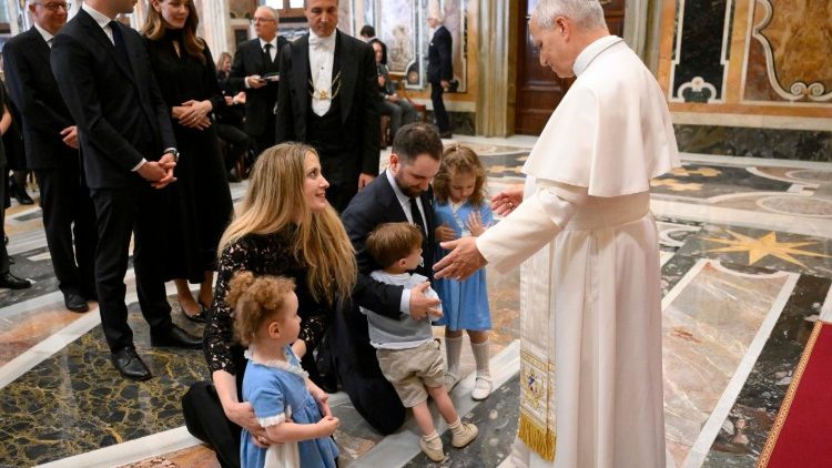 Il saluto al Papa dopo il discorso