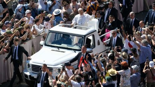 Il Papa: liturgia, tradizione e progresso si integrano e fanno crescere la vita cristiana
