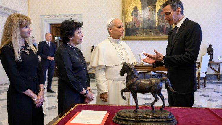 XIV. Leó pápa a spanyol kormányfővel 