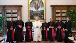 La Leon XIV, membrii Conferinței Episcopilor Catolici din Laos și Cambodgia cu ocazia vizitei lor ”ad limina Apostolorum”