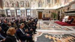 Đức Thánh Cha Lêô XIV gặp gỡ các thành viên của Tổ chức "Centesimus Annus Pro Pontifice"