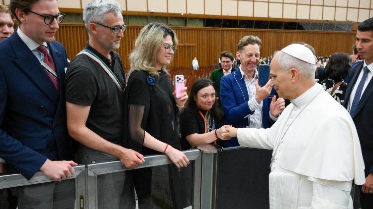 Papst Leo XIV. empfing diesen Freitag Mitglieder katholischer Studentenbewegungen aus Deutschland im Vatikan