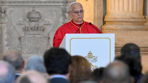 Le Pape aux autorit&eacute;s espagnoles: L’&Eacute;glise au service d’un peuple en qu&ecirc;te de paix 