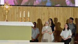 2026.06.06 Viaggio Apostolico in Spagna - Veglia di preghiera con i giovani