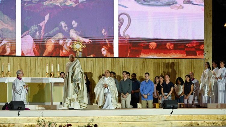 The prayer vigil closed with Eucharistic Adoration and Benediction