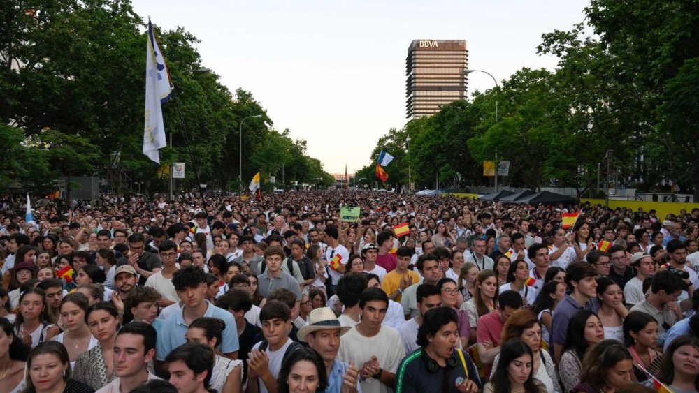 Vigilie s mládeží na Plaza de Lima v Madridu, 6. 6. 2026