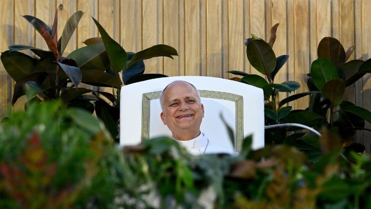 Papa durante o encontro com os jovens
