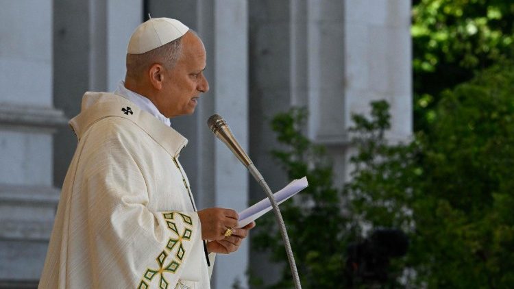Leone XIV al momento dell'omelia 