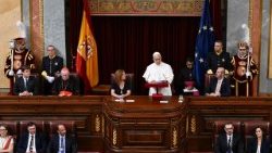 2026.06.08 Viaggio Apostolico in Spagna - Incontro con i membri del Parlamento spagnolo nel Palacio de las Cortes
