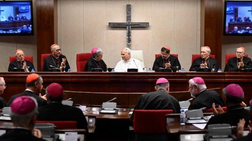 Lev XIV. španielskym biskupom: Kr&aacute;čajme spolu, P&aacute;n určuje časy