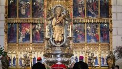 2026.06.08 Viaggio Apostolico in Spagna - Preghiera e omaggio alla Vergine dellâ  Almudena