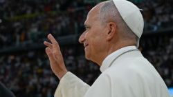 Papst Leo im Stadion Santiago Bernabéu in Madrid
