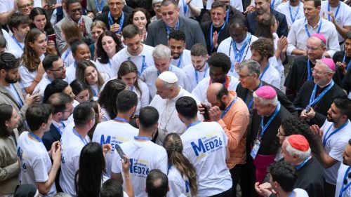 El Papa a los delegados de MED26: numerosos retos en el Mediterr&aacute;neo
