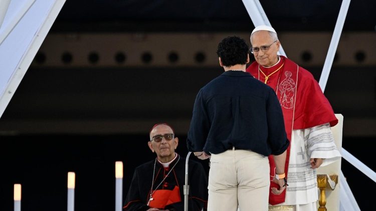 Ferran saluta il Papa