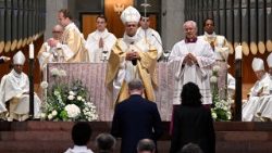 2026.06.10 Viaggio Apostolico in Spagna - Arrivo alla Sagrada FamÃ­lia e Santa Messa