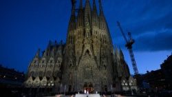 2026.06.10 Viaggio Apostolico in Spagna - Arrivo alla Sagrada FamÃ­lia e Santa Messa
