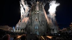 2026.06.10 Viaggio Apostolico in Spagna - Arrivo alla Sagrada FamÃ­lia e Santa Messa