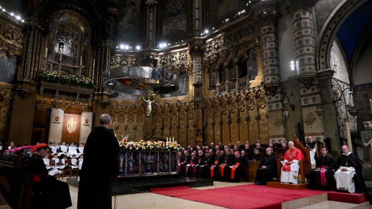 La recita del Rosario con il Papa nel Santuario di Nostras Signora di Montserrat