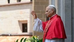 Papież pozdrowił wiernych w opactwie Montserrat