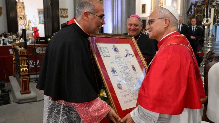 2026.06.11 Viaggio Apostolico in Spagna - Incontro con i Vescovi, i Sacerdoti, i Diaconi, i Religiosi, le Religiose, i Seminaristi e gli Operatori pastorali nella Cattedrale di Santâ  Anna