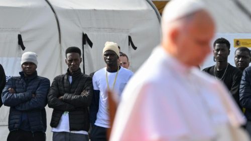 Leone XIV ai migranti: offrite il vostro tesoro di umanit&agrave; e sogni a chi vi accoglie