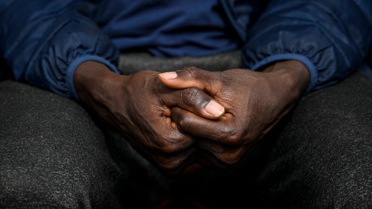 2026.06.12 Viaggio Apostolico in Spagna - Incontro con i migranti del Centro Las RaÃ­ces